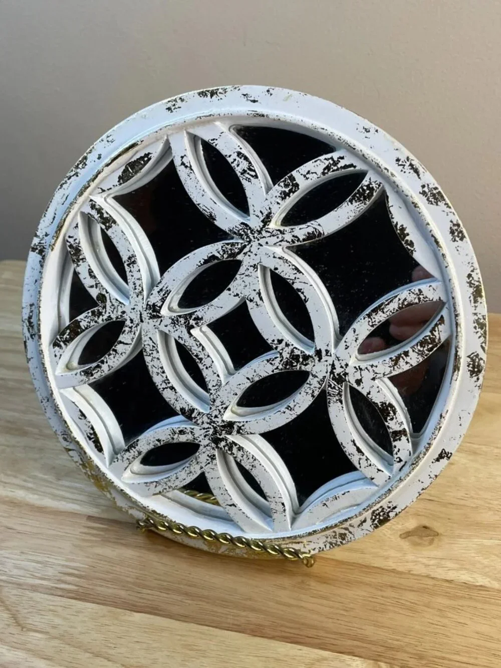 Rustic Round Wall Mirror Distressed White Gold Geometric Farmhouse 8”